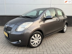 Toyota Yaris - 1.3 VVTi 5drs Airco - isofix - All Season - NAP - 1e eigenaar - dealer onderhouden