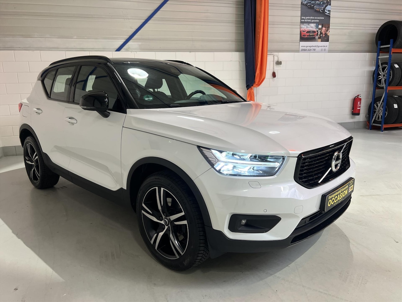 Volvo XC40 - T4 190pk Geartronic R-Design, 1e eig, Led, Leder, Camera, HK - AutoWereld.nl