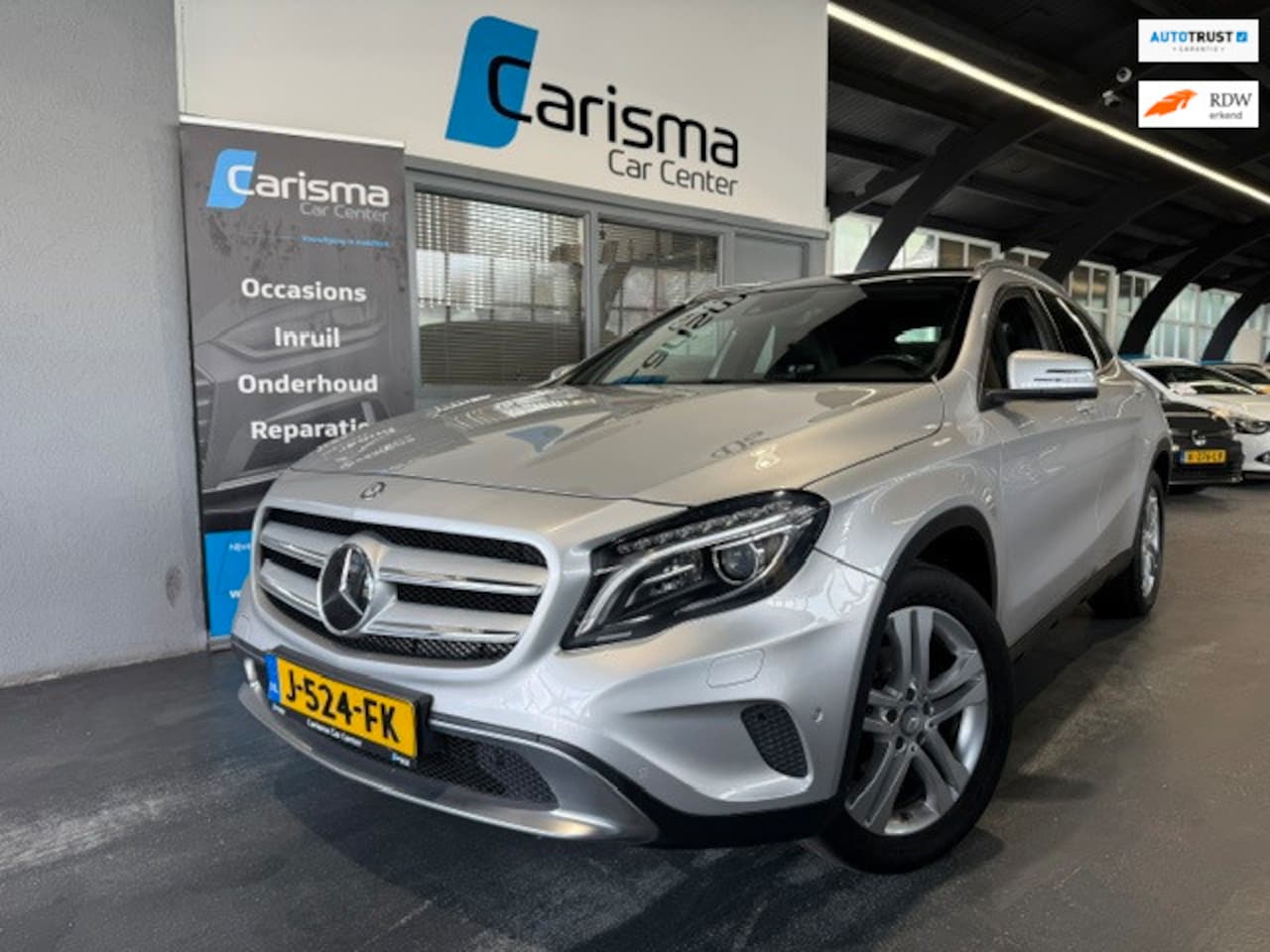 Mercedes-Benz GLA-Klasse - 200 Prestige Aut.|Pano|Navi|Camera - AutoWereld.nl