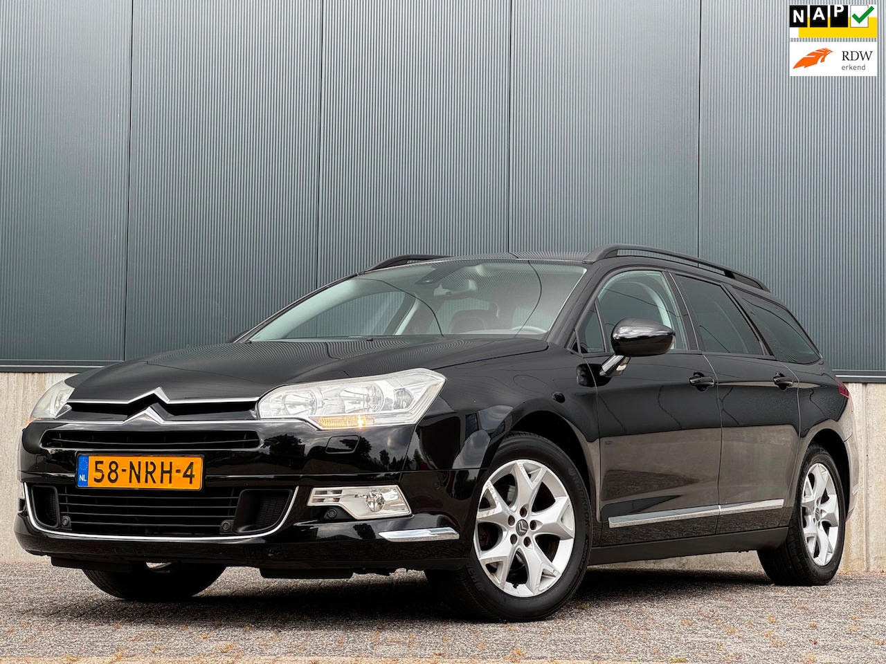 Citroën C5 Tourer - 1.6 THP Business|LAGE KM MET NAP|AUT|NAVI|HALFLEDER|PSENSOR|TREKHAAK - AutoWereld.nl