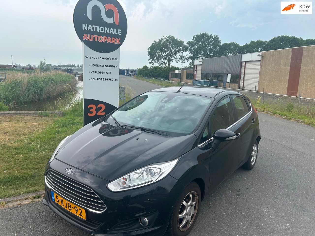 Ford Fiesta - 2013 * 1.6 TDCi Lease Titanium * EXPORT & HANDEL ONLY! - AutoWereld.nl
