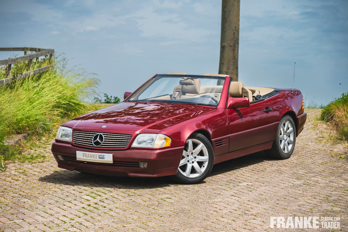 Mercedes-Benz SL-klasse Cabrio - 300 SL (R129) 24V handgeschakeld - AutoWereld.nl