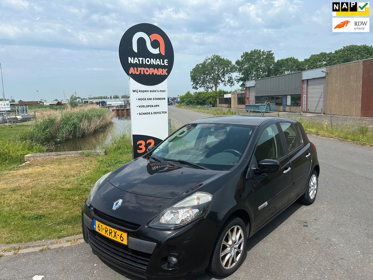 Renault Clio - 2011 * 1.5 dCi Collection * LMV * AIRCO * ELEC. RAMEN - AutoWereld.nl