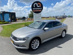 Volkswagen Passat - 2015 * 1.4 TSI ACT Highline * LED * LMV * ELEC. RAMEN * CLIMA * APK