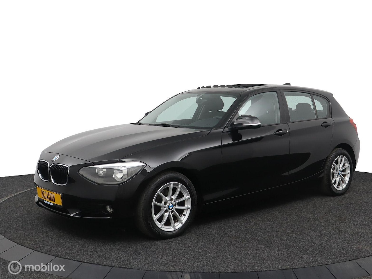 BMW 1-serie - 116i Business Urban Cruise Panoramadak PDC - AutoWereld.nl