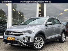 Volkswagen T-Roc - 1.5 TSI Style | NL Auto | Eerste eigenaar | Lage KM | Trekhaak