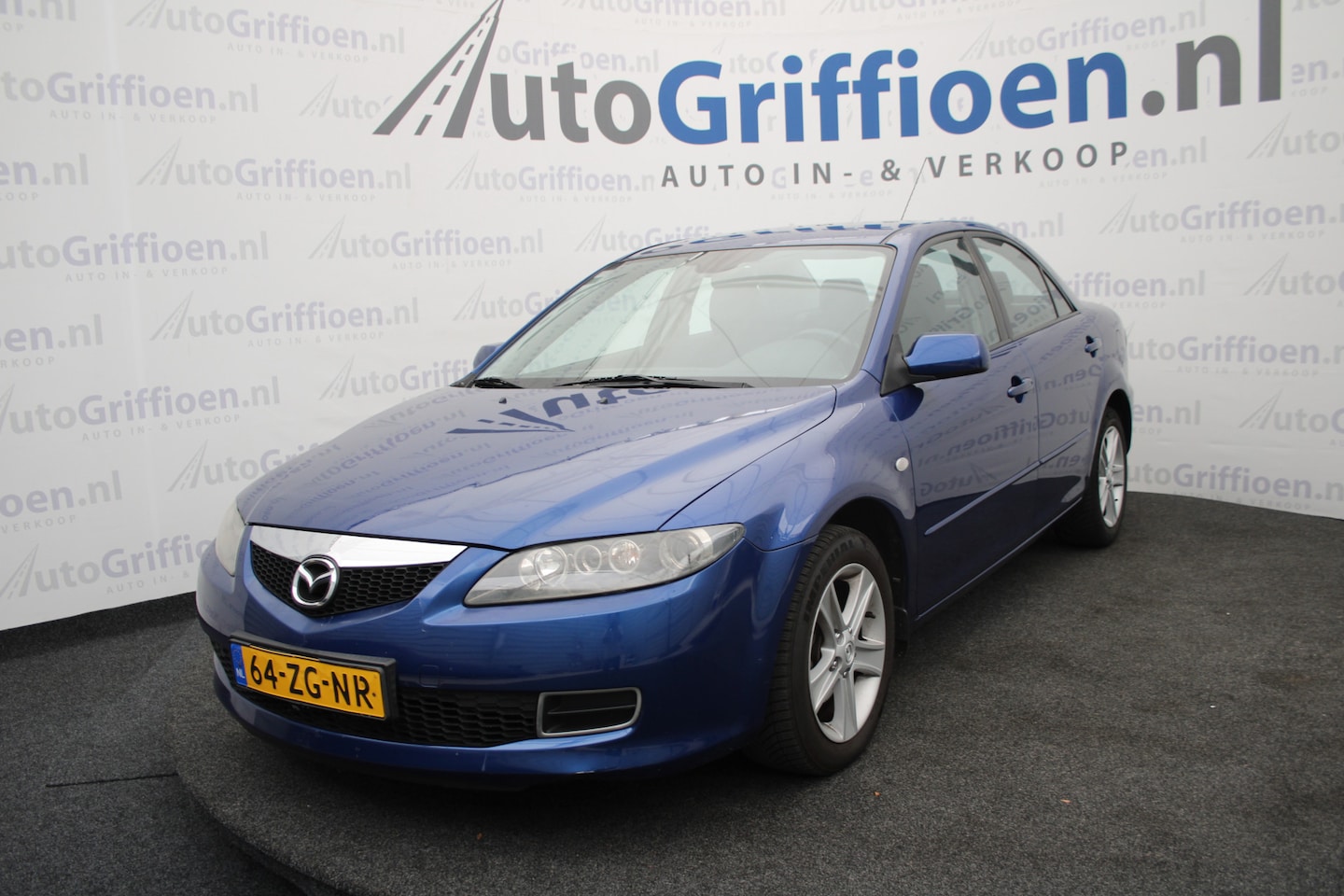 Mazda 6 - 1.8i Touring nette sedan met trekhaak - AutoWereld.nl
