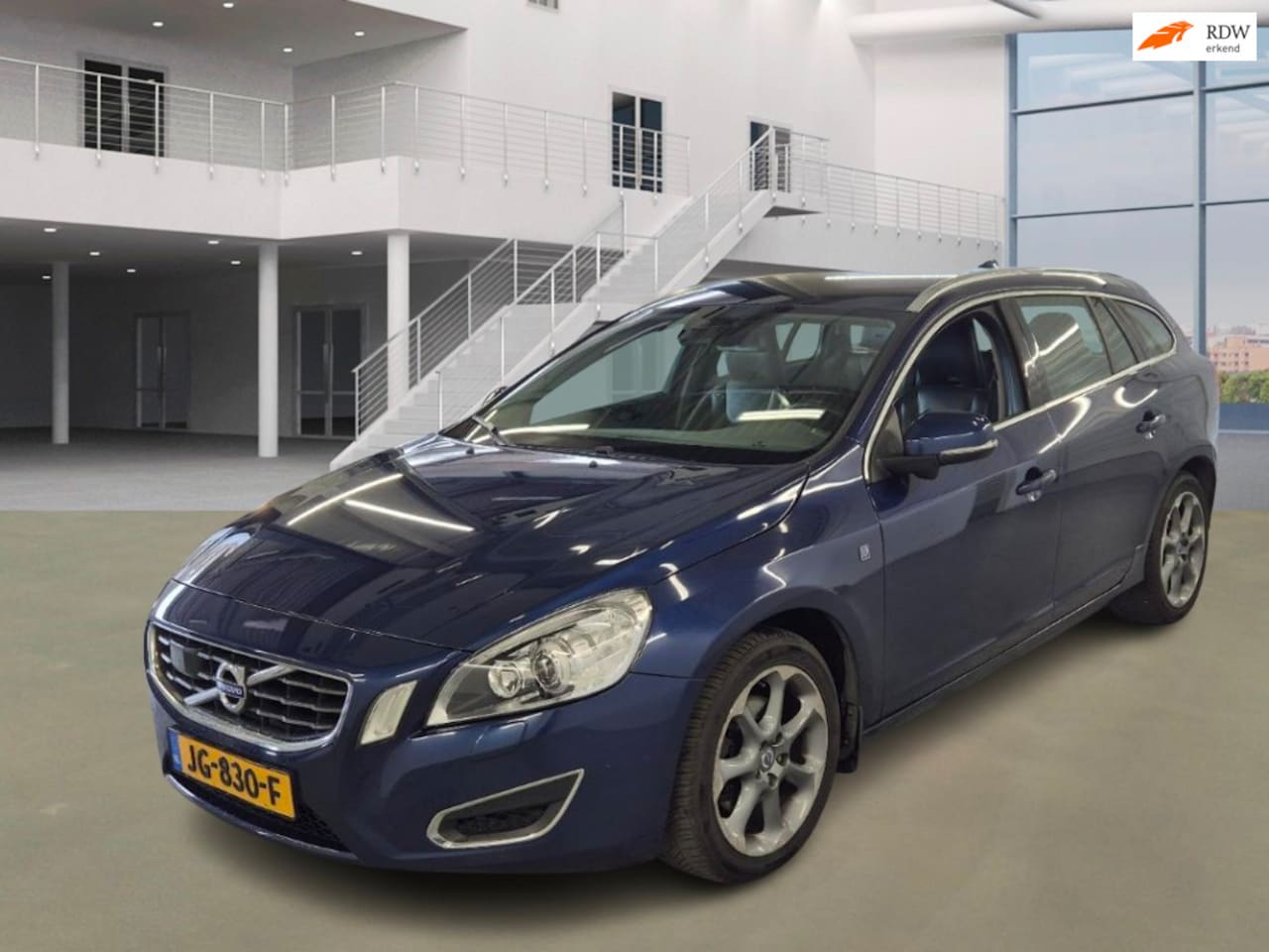 Volvo V60 - 2.0 D4 Summum 2.0 D4 Summum - AutoWereld.nl