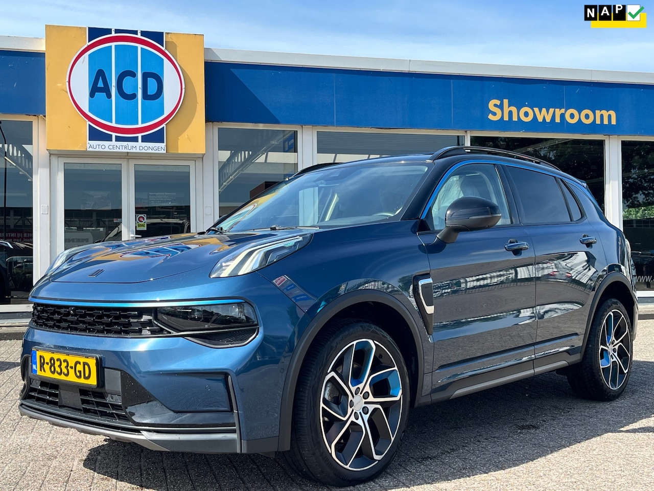 Lynk & Co 01 - 1.5 261pk PHEV 7DCTH | Orig.NL | PanoramaDak | 360 graden Camera | Carplay | - AutoWereld.nl