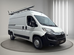 Citroën Jumper - 30 2.2 BlueHDi 140 L2H2 Club | Navi | 3-zits | Imperiaal | Trekhaak | Airco |