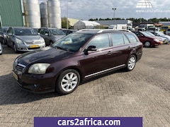 Toyota Avensis Wagon - 1.8 VVTi Luna