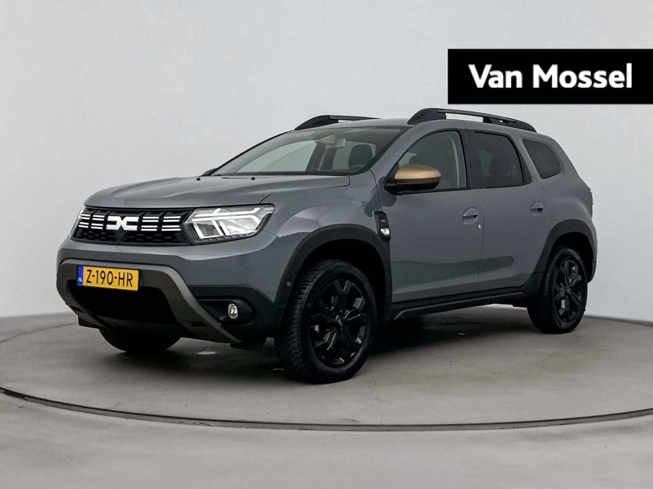 Dacia Duster - 1.0 TCe ECO-G Extreme 100PK | Trekhaak | Navigatie | Zwarte Lichtmetalen Velgen | All Seas - AutoWereld.nl