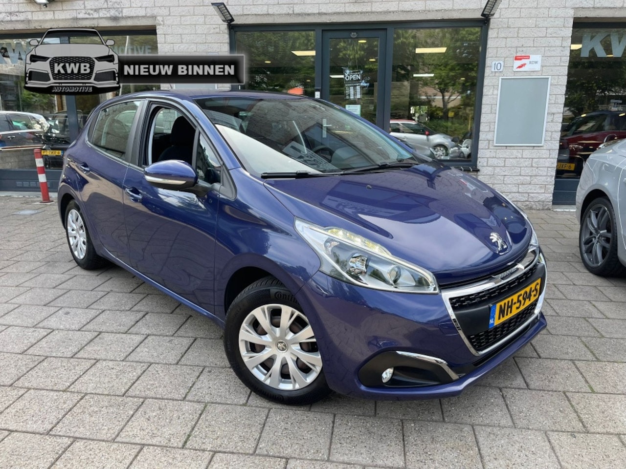Peugeot 208 - 1.2 PureT. Blue Lion Navi Distributie VV NAP Topstaat - AutoWereld.nl