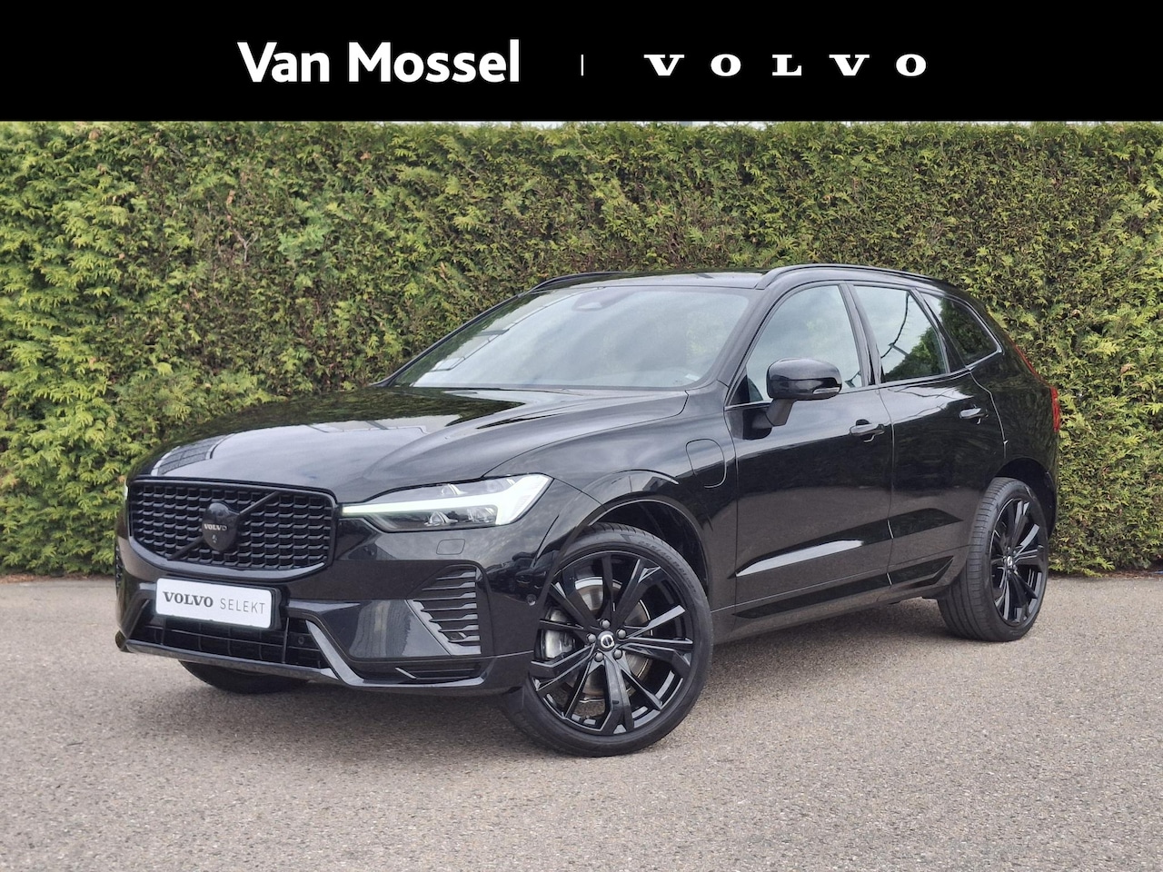 Volvo XC60 - T6 Plug-in hybrid AWD Plus Black Edition | Panoramadak | 360 camera | Stoel/Stuur Verwarmi - AutoWereld.nl