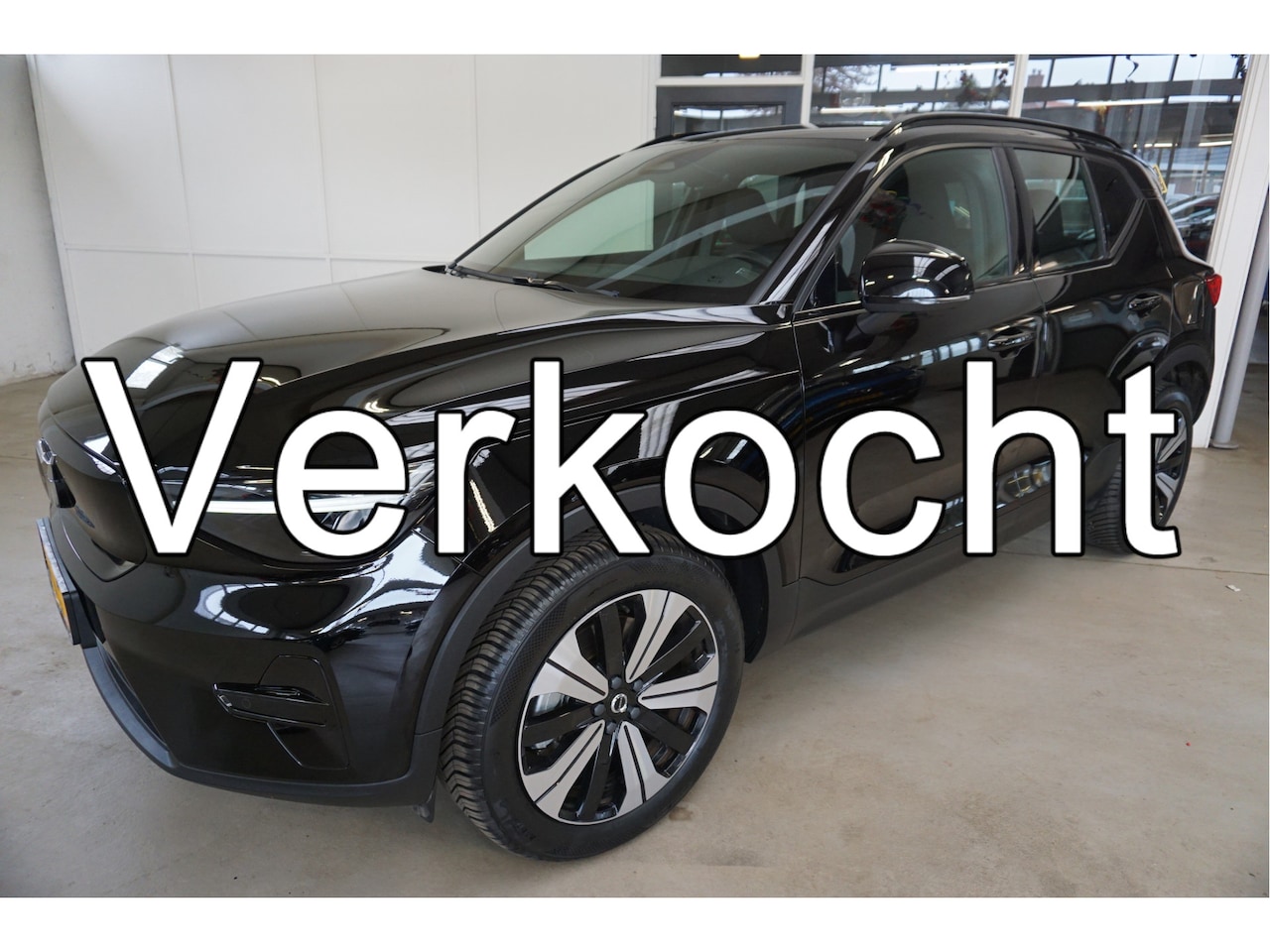 Volvo XC40 - Recharge Black Edition 70 kWh Stoel verwarming - AutoWereld.nl