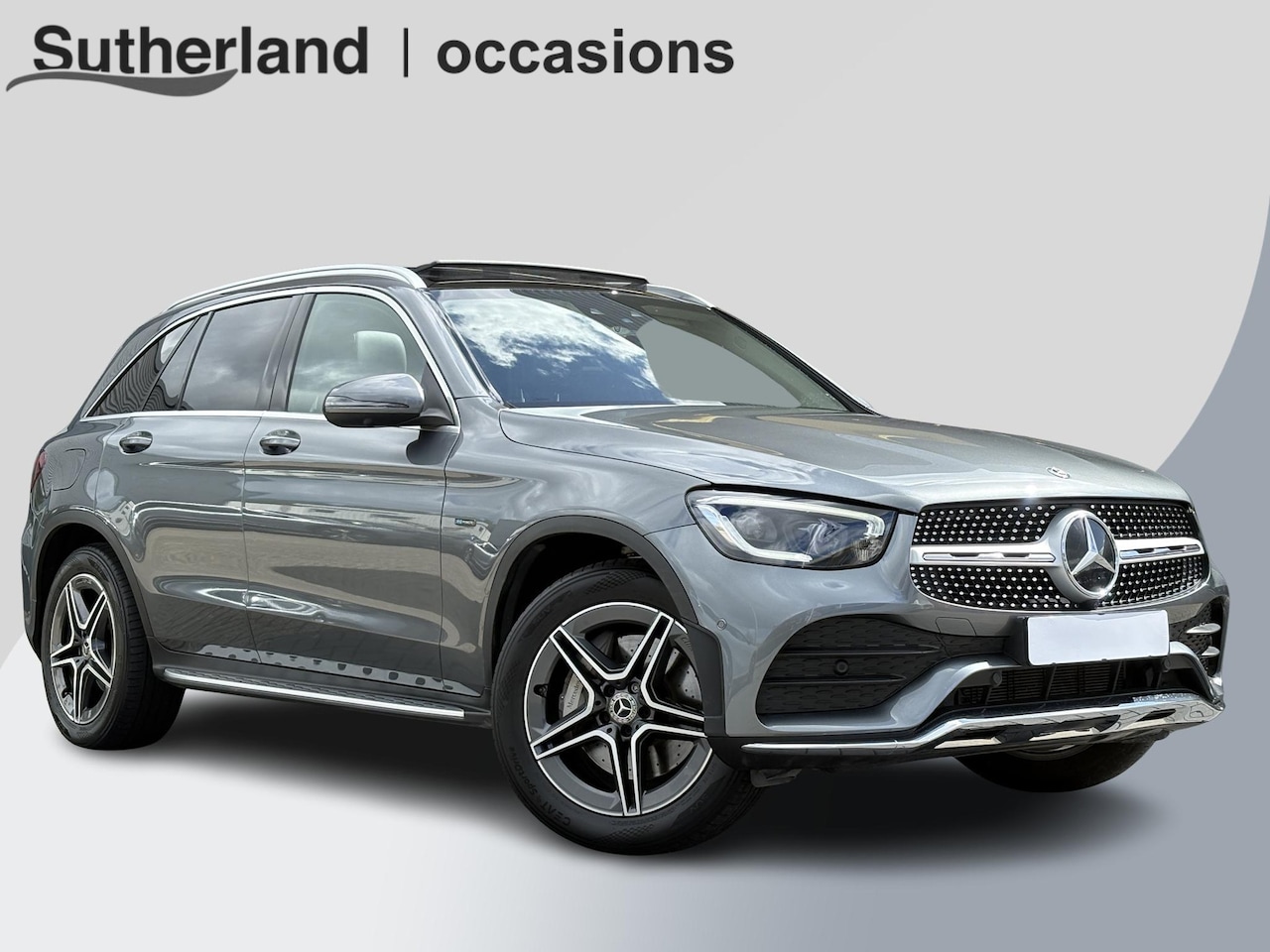 Mercedes-Benz GLC-klasse - 300e 4MATIC AMG Line 320pk | PHEV | Panoramadak | Burmester Audio | Stoelverwarming | Acht - AutoWereld.nl