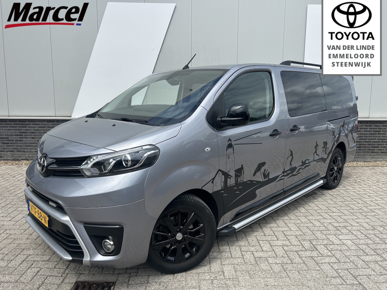 Toyota ProAce Worker - 2.0 D-4D Black Line DC Automaat 10 jaar/200.000 garantie - AutoWereld.nl
