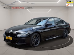 BMW 5-serie - 530e xDrive High Executive * HUD * TREKHAAK * M-PAKKET * NL AUTO