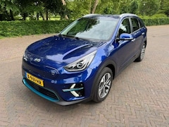 Kia e-Niro - DYNAMIC PLUSLINE 64KWH/3 FASE LADEN SOH100%/ACARPLAY/HLEER/FABRIEKSGARANTIE