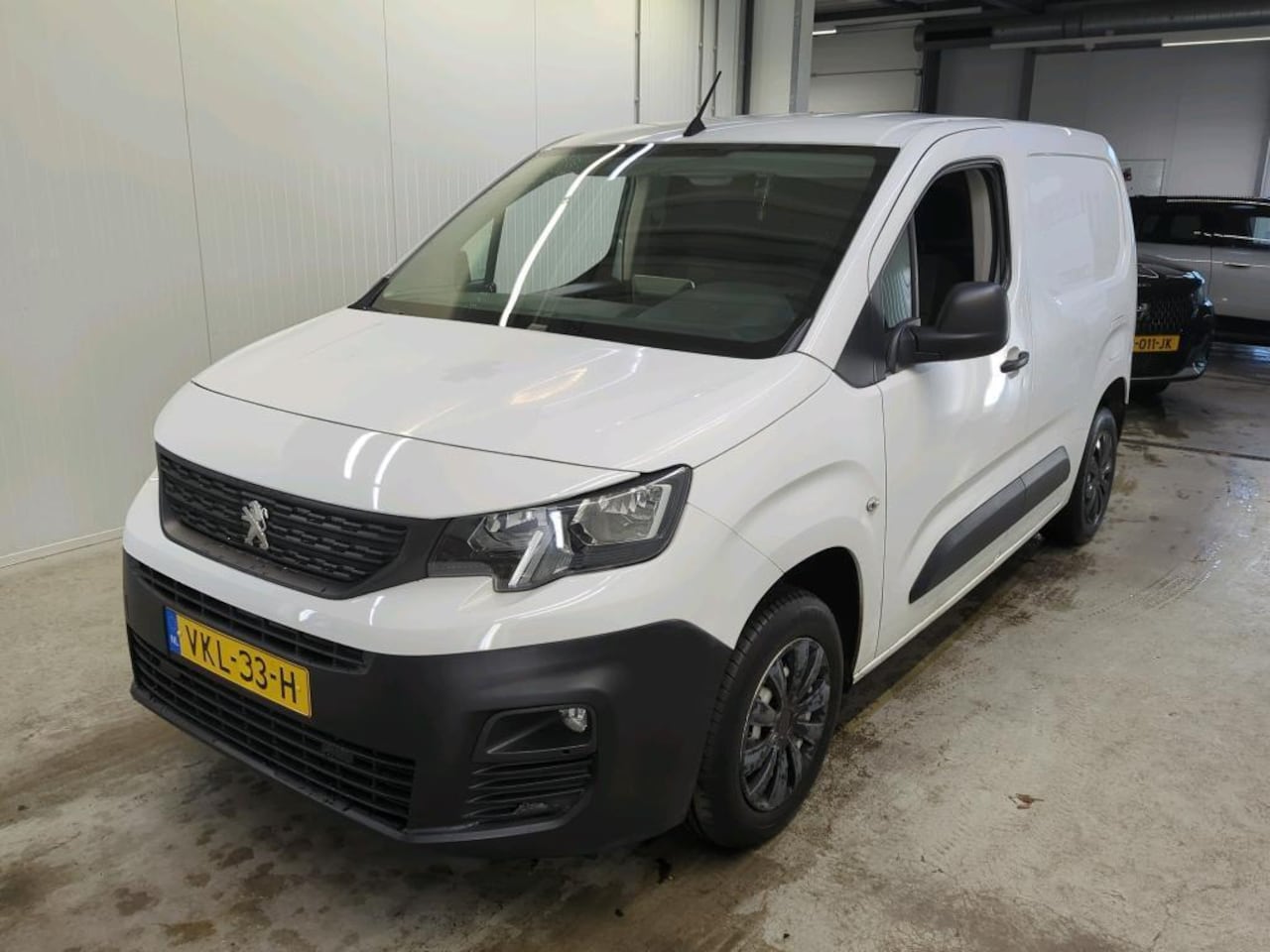 Peugeot Partner - bestel 1.2 Premium | Distributie vervangen | - AutoWereld.nl