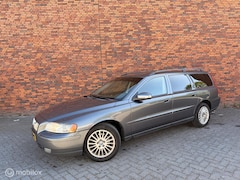 Volvo V70 - 2.4D Edition I Airco APK LM velgen
