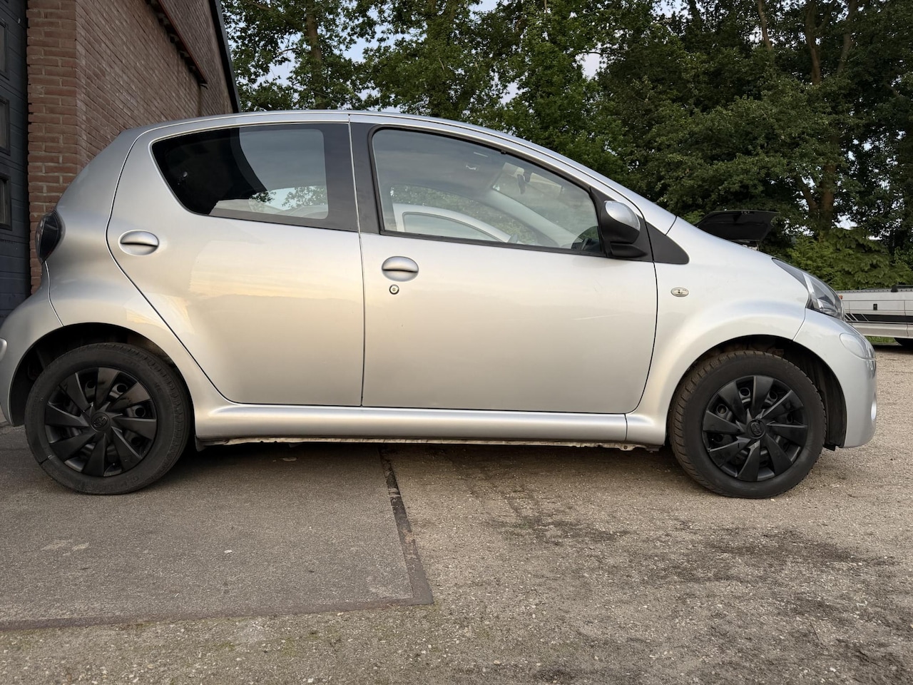 Toyota Aygo - 1.0 VVT-i Aspiration Airco/Facelift/5DRS/LED/NAP - AutoWereld.nl