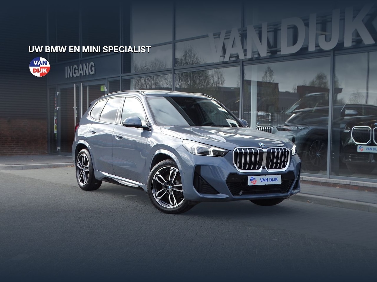 BMW X1 - sDrive20i M Sport Pano.Dak Head-Up Harman/Kardon 360 Camera Park-Plus Leder Driving Ass. A - AutoWereld.nl
