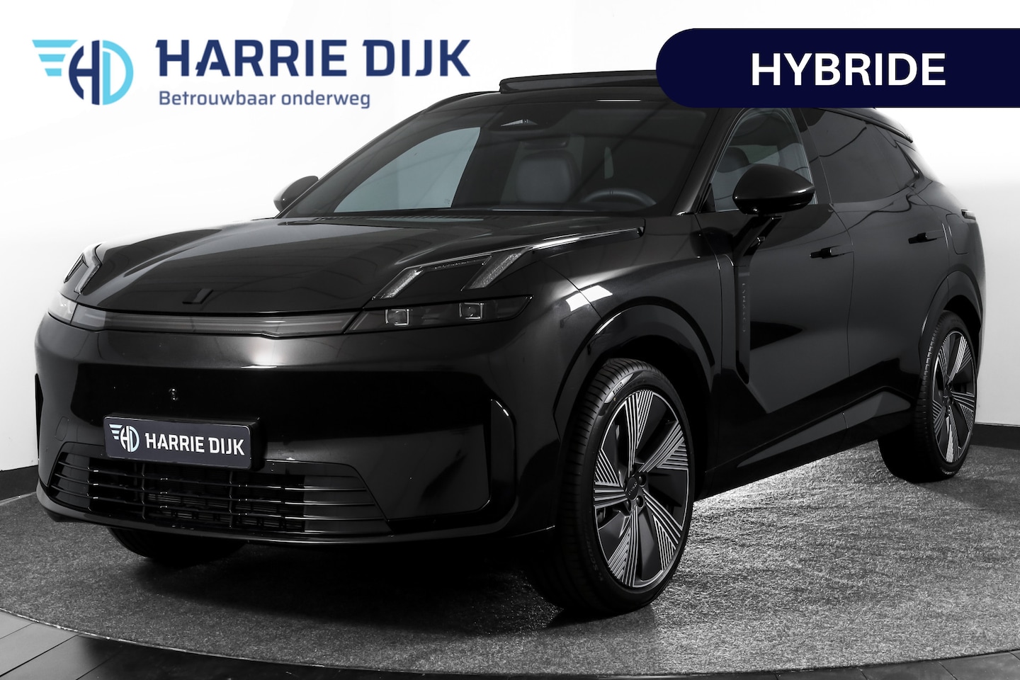 Lynk & Co 08 - 1.5 PHEV 349 PK More | 200km Elek. | S/K-Panodak | Elek. Stoel+Massage | Stoelverw.+Ventil - AutoWereld.nl