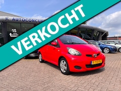 Toyota Aygo - 1.0-12V Aspiration Green, Airco, Nieuwe APK, Inruil mogelijk