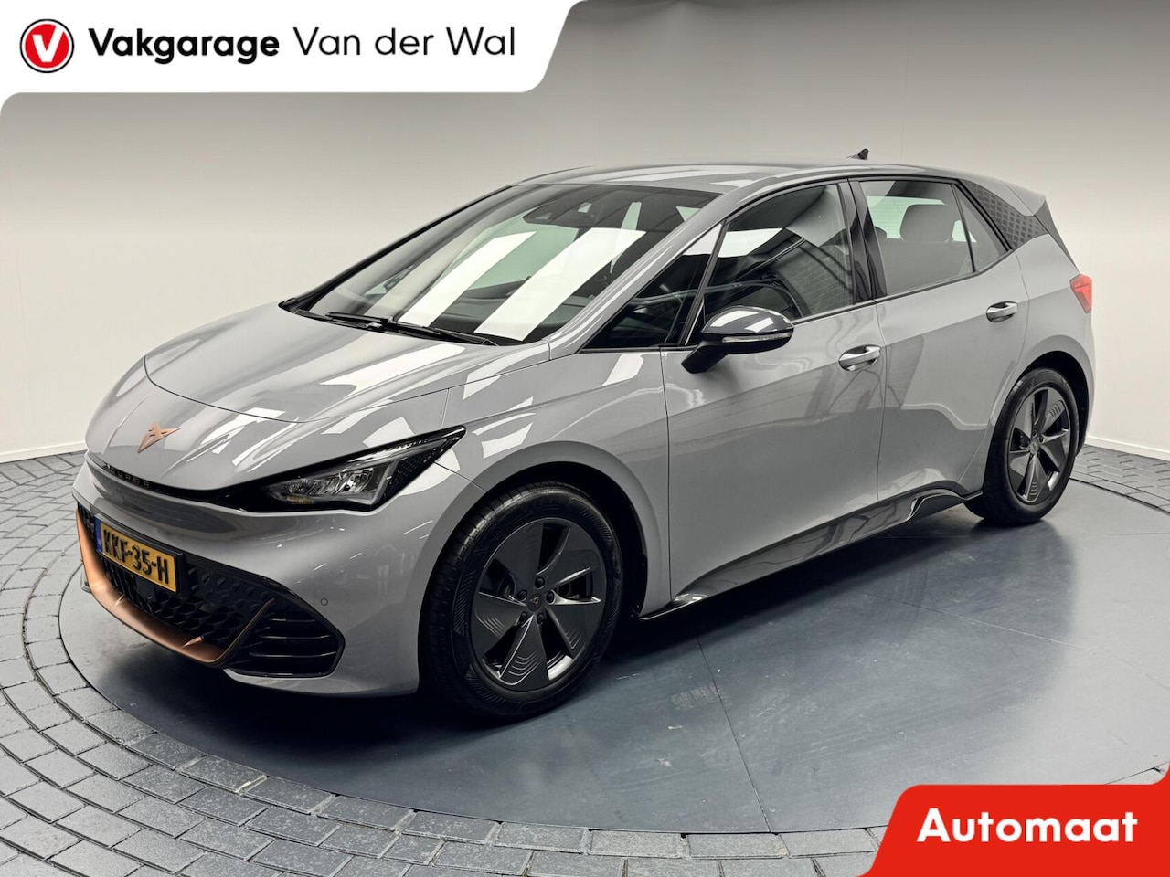 CUPRA Born - Essential 62 kWh Carplay-Clima-Parkeersensoren-Stuurverwarming-Lm18''velgen-Full LED - AutoWereld.nl