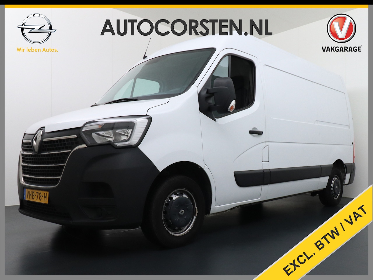 Renault Master - T35 2.3dCi 135pk L2H2 3p Navi Camera Airco Pdc Trekhaak Cruise Control R-Link Nieuw Model - AutoWereld.nl