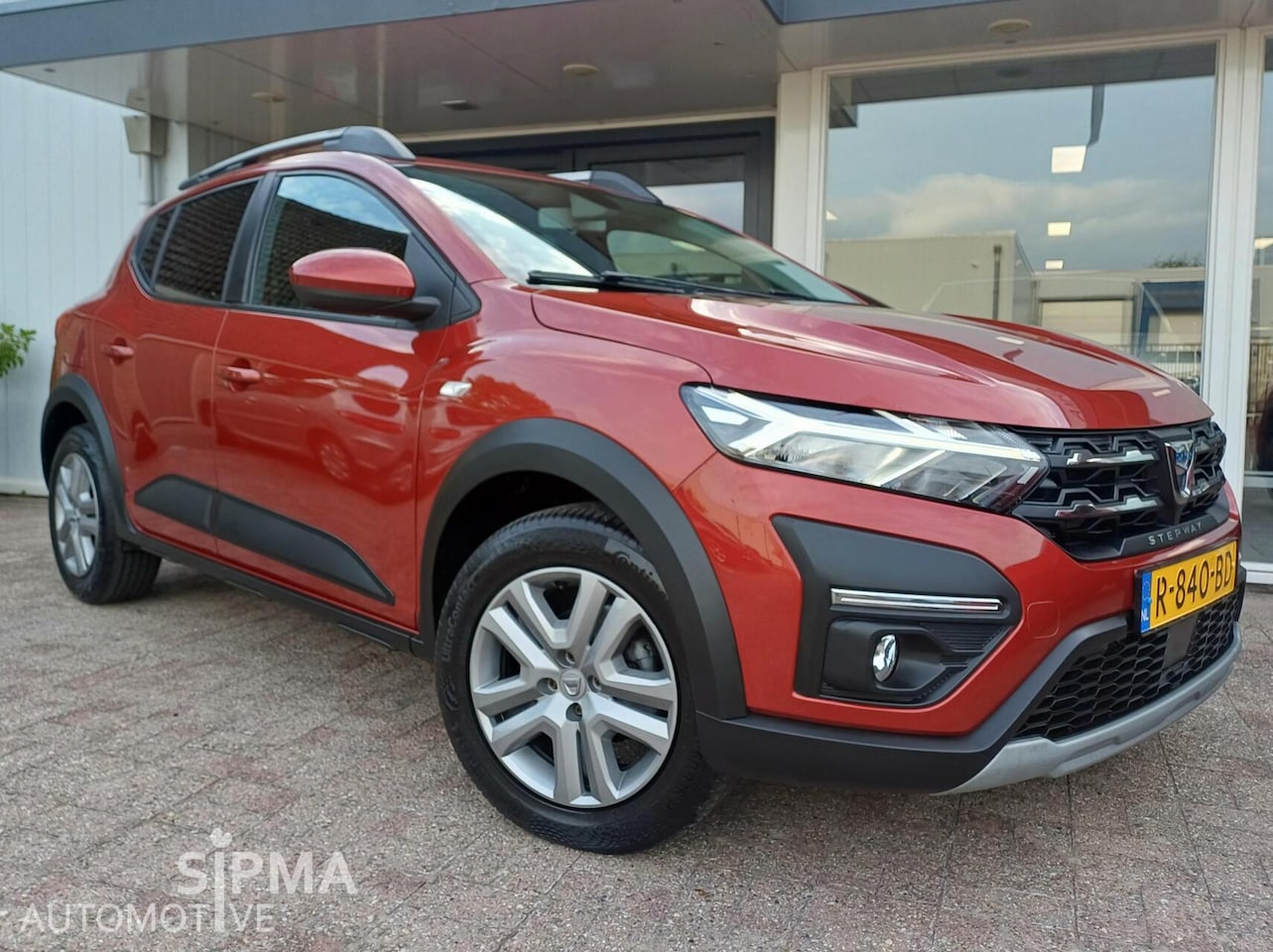 Dacia Sandero Stepway - 1.0 TCe 90 Comfort 1.0 TCe 90 Comfort - AutoWereld.nl