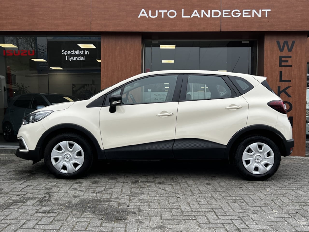 Renault Captur - 0.9 TCe Life | Cruise Control | Trekhaak | Airco - AutoWereld.nl