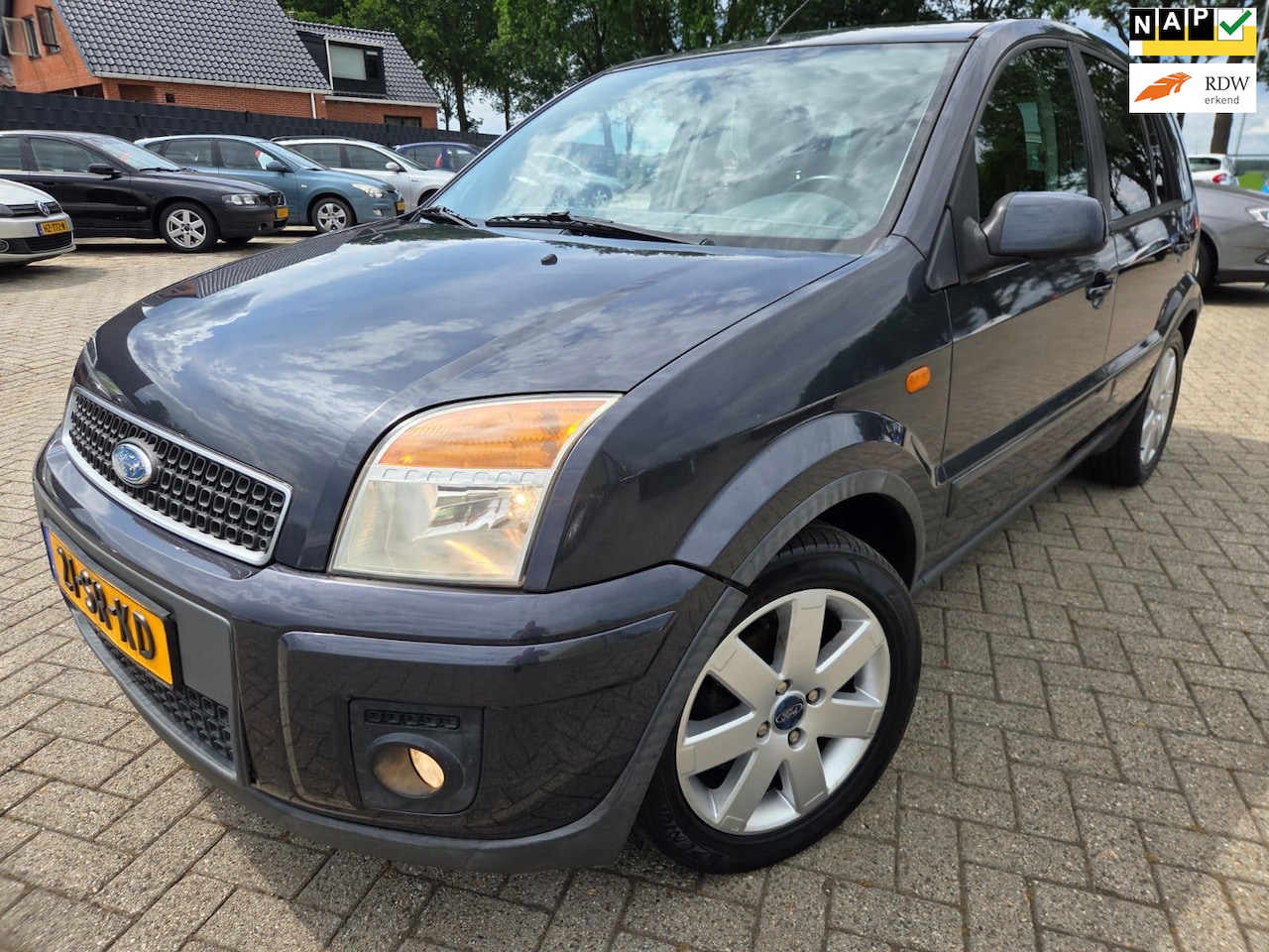 Ford Fusion - 1.4-16V Futura 5Drs 2006. Climate/Mistlampen/CV/lichtmetaal etc.. APK 05-2027 - AutoWereld.nl