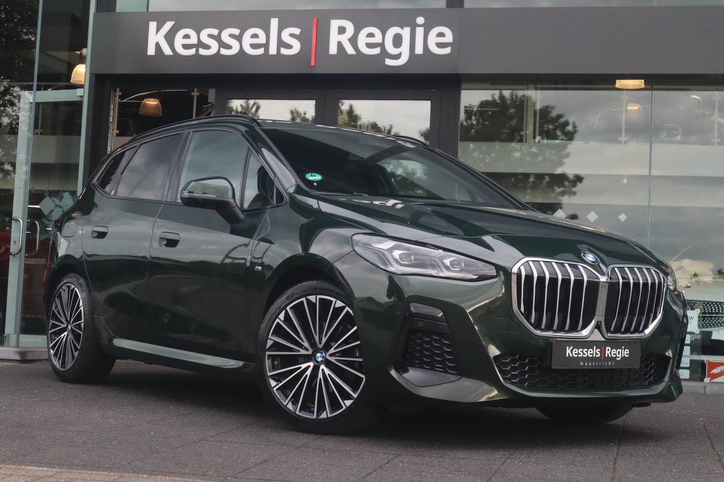 BMW 2-serie Active Tourer - 218i M-Sport | Pano | Memory | H&K | HuD | 360 | ACC | 19” | Leer | Keyless | Massage | St - AutoWereld.nl