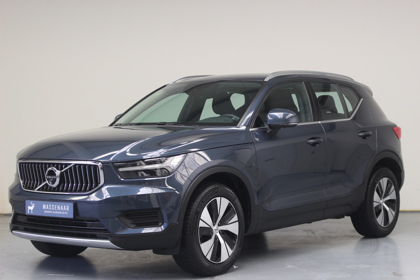 Volvo XC40 - T4 Recharge Inscription Expression | Rijklaarprijs | Stoelverwarming | - AutoWereld.nl