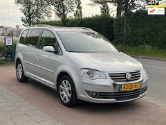 Volkswagen Touran - 1.4 TSI Highline *Navi|Leder|Trekhaak