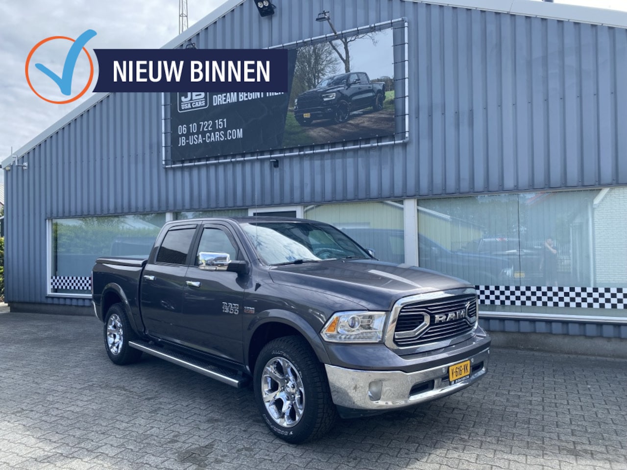 Dodge Ram 1500 - 5.7 V8 Laramie N.A.P. - AutoWereld.nl
