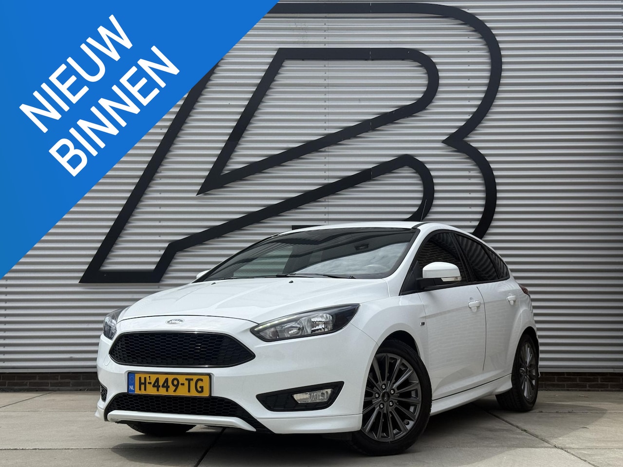 Ford Focus - 1.0 ST-Line 2e Eigenaar|Navi|Airco|Trekhaak|Elek ramen|Nieuwe APK bij aflevering - AutoWereld.nl