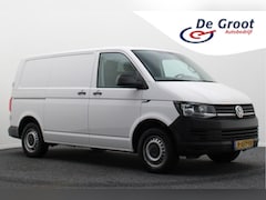 Volkswagen Transporter - 2.0 TDI DSG L1H1 Airco, Cruise, Navigatie, Bluetooth, Elektrisch Pakket, DAB, Trekhaak