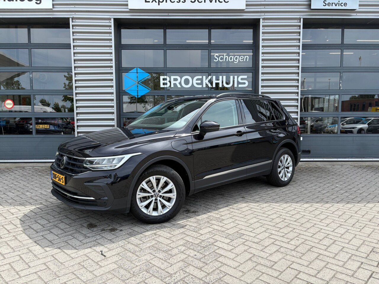 Volkswagen Tiguan - 1.4 TSI 245 pk eHybrid Life 6-DSG Trekhaak | Achteruitrijcamera | Cruise control adaptief - AutoWereld.nl