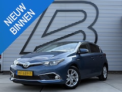 Toyota Auris - 1.8 Hybrid Executive 2e Eigenaar|Navi|Camera|Cruise|Clima|Stoelverw|PDC V+A|N.A.P|Nieuwe A