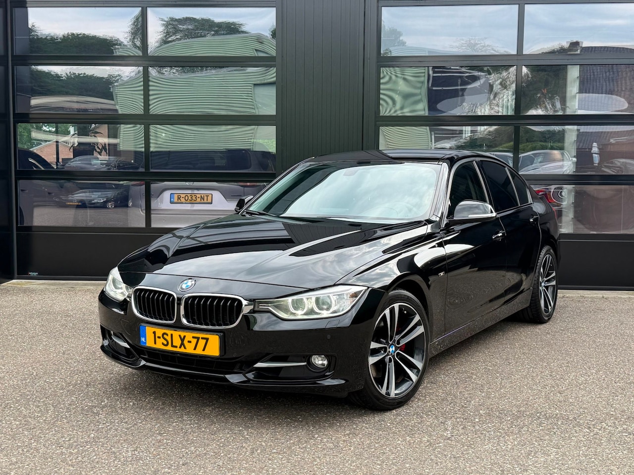 BMW 3-serie - 328i High Executive Xenon Navi Cruise Leder - AutoWereld.nl