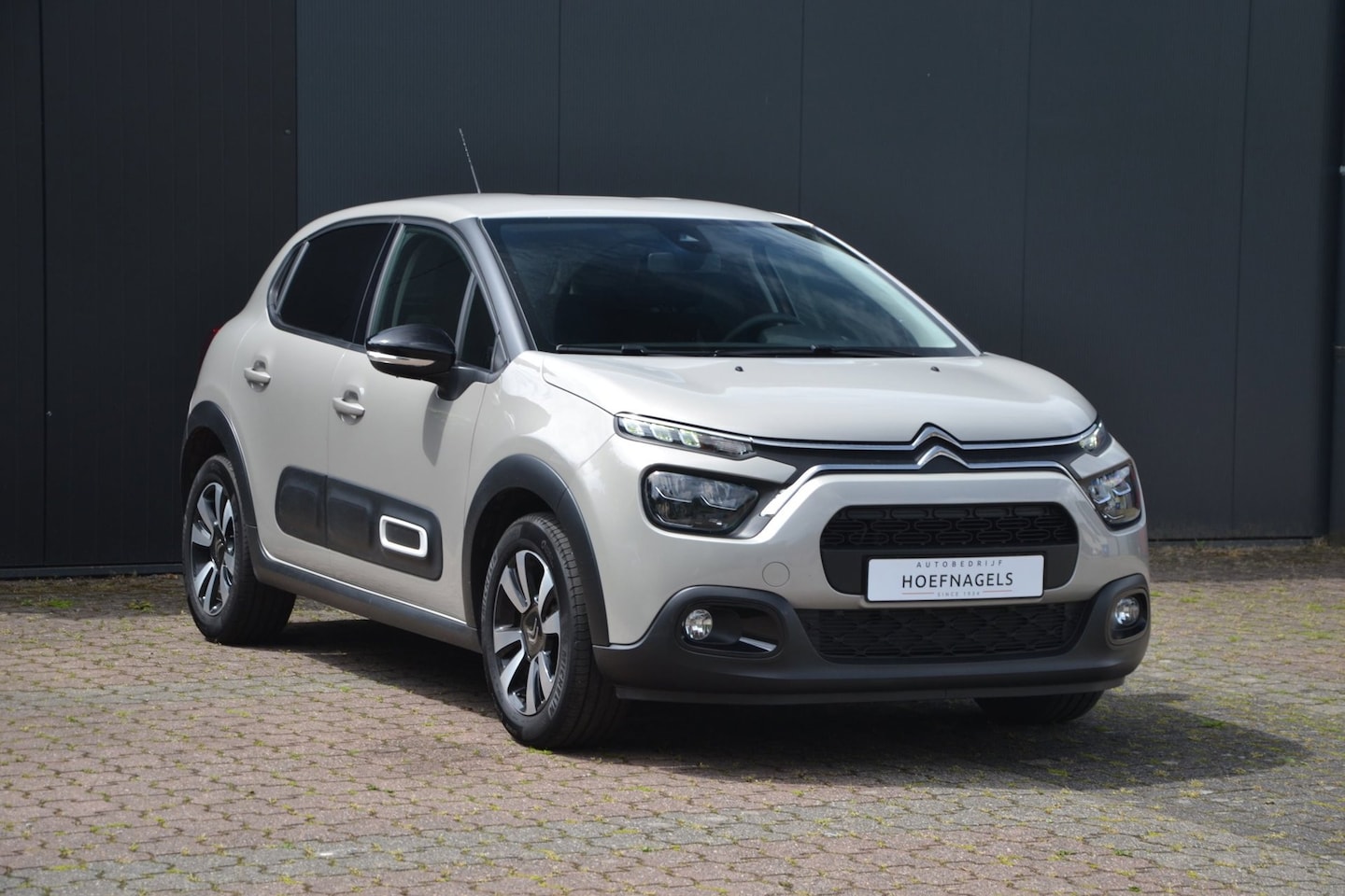 Citroën C3 - 1.2 82 PK C-Series * Carplay * - AutoWereld.nl