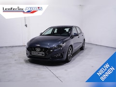 Hyundai i30 - 1.0 T-GDi MHEV Comfort Smart Apple Carplay Navi Airco Achteruitrijcamera Stuur/Stoelverwar