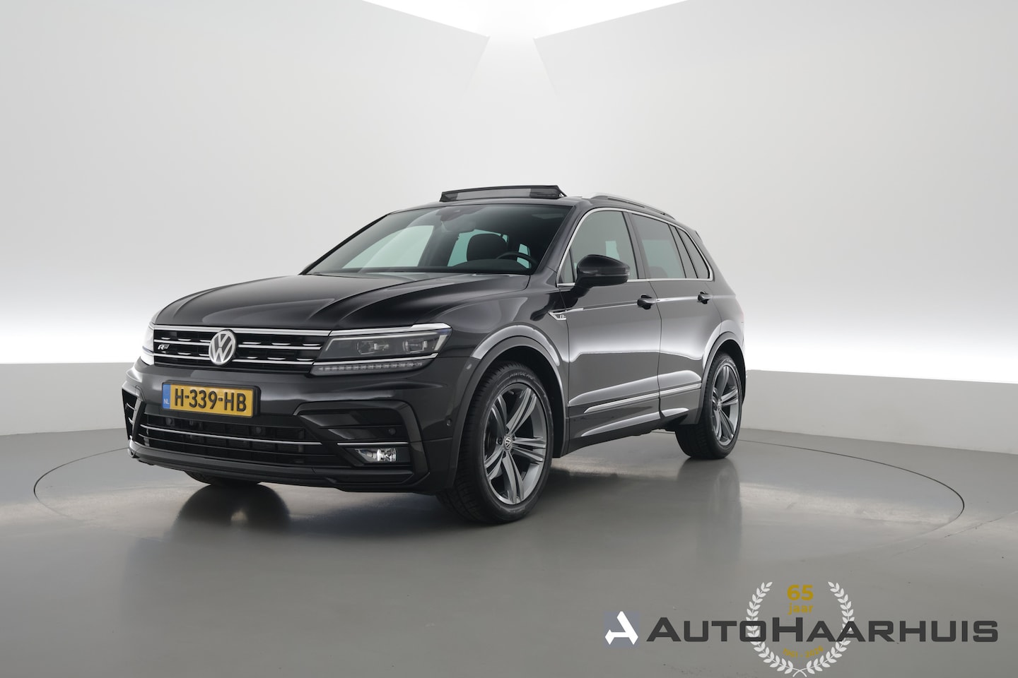 Volkswagen Tiguan - 1.5 TSI ACT R-Line Highline | Rijklaar | Orig. NL | S/K-Dak | Dig. Cockpit | Massage | Tre - AutoWereld.nl