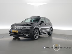 Volkswagen Tiguan - 1.5 TSI ACT R-Line Highline | Rijklaar | Orig. NL | S/K-Dak | Dig. Cockpit | Massage | Tre