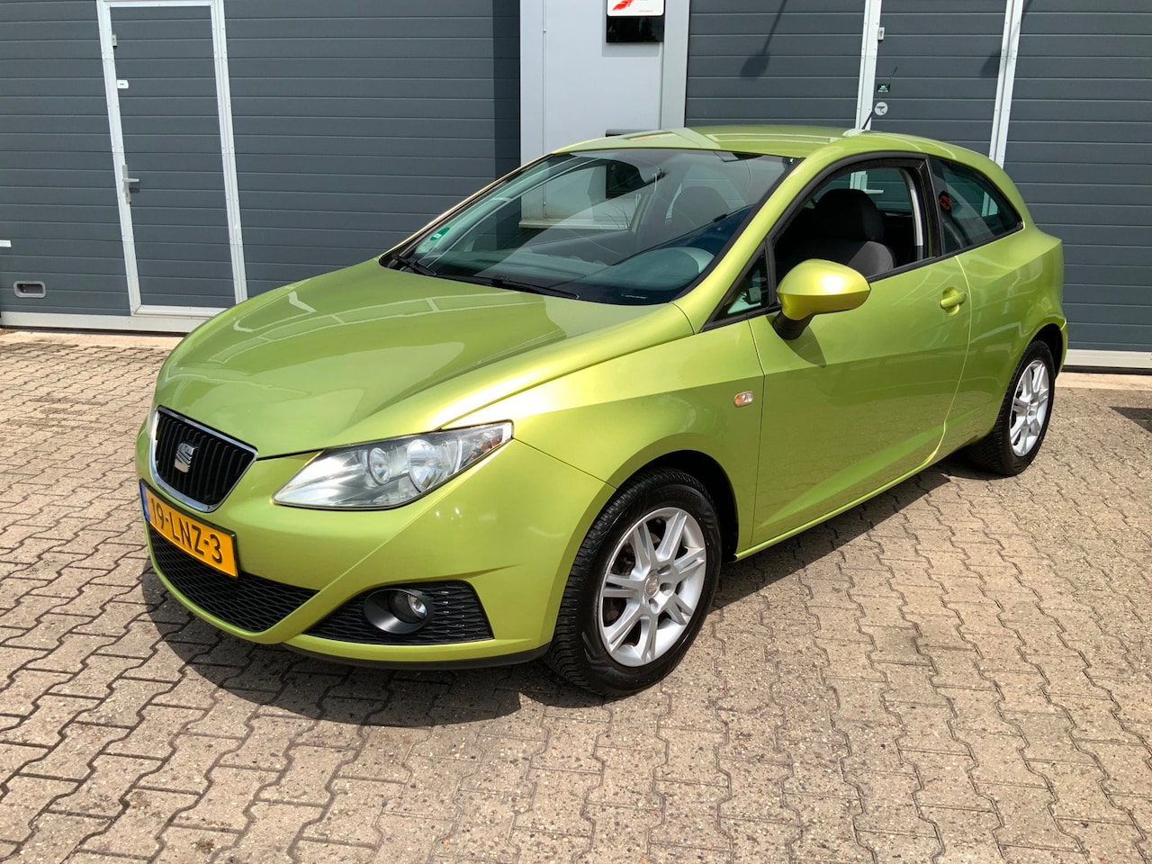 SEAT Ibiza SC - 1.4 Style Airco Cruise Trekhaak APK 6-2027 - AutoWereld.nl
