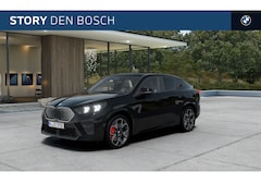 BMW iX2 - eDrive20 M Sport / Panoramadak / Trekhaak / Sportstoelen / Head-Up / M Adaptief onderstel