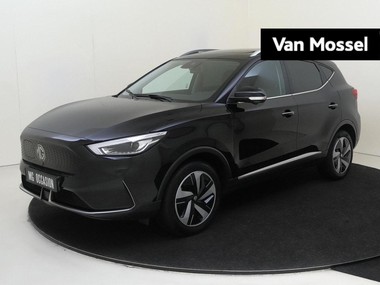MG ZS - EV Standard Range Luxury 50 kWh | Panoramadak | 360 Camera | Apple Carplay/Android Auto | - AutoWereld.nl